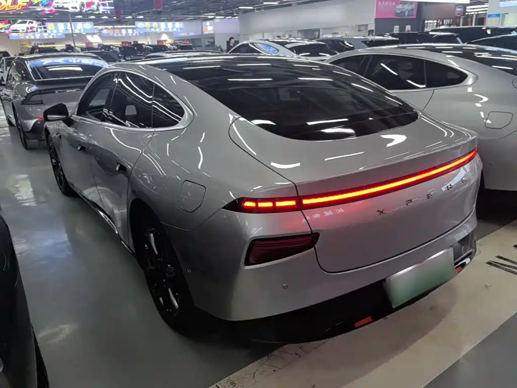 XPeng P7 — миниатюра 5