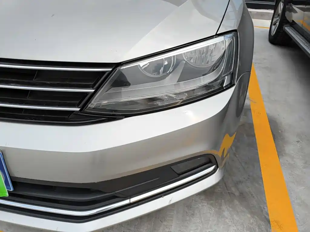 Volkswagen Sagitar — миниатюра 24