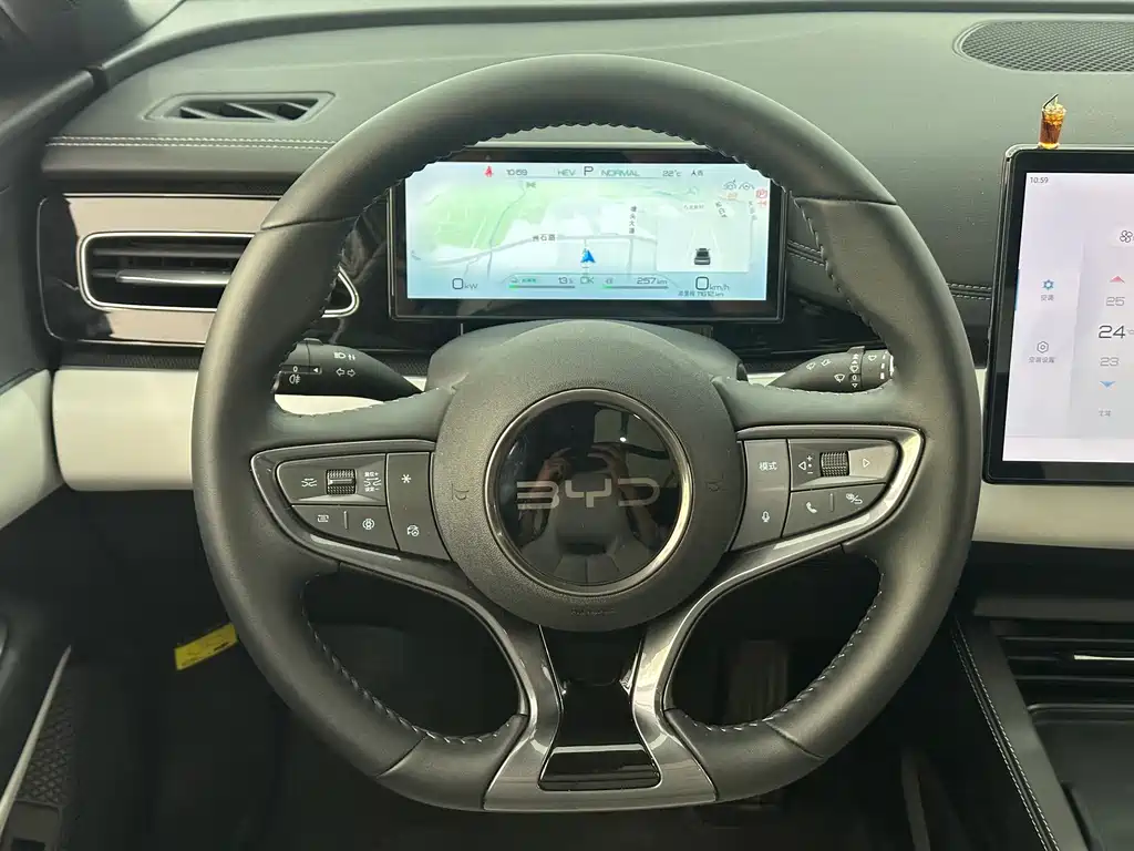 BYD SEAL 06 NEW ENERGY