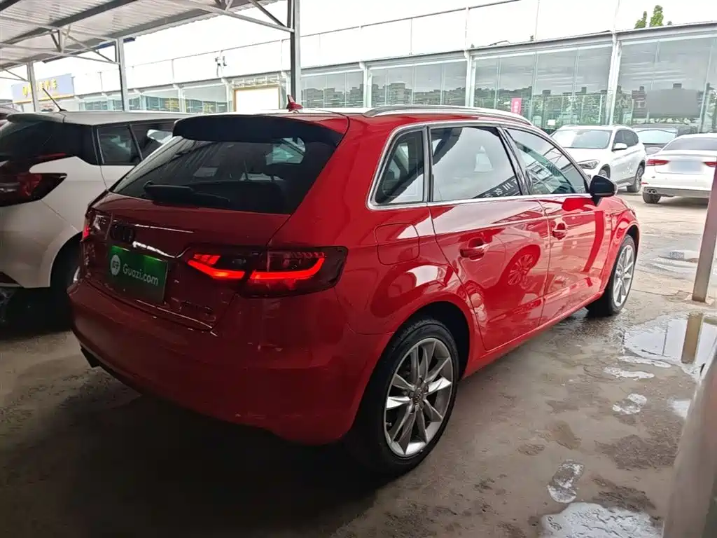 Audi A3 2015 Sportback 40 TFSI AT Comfort