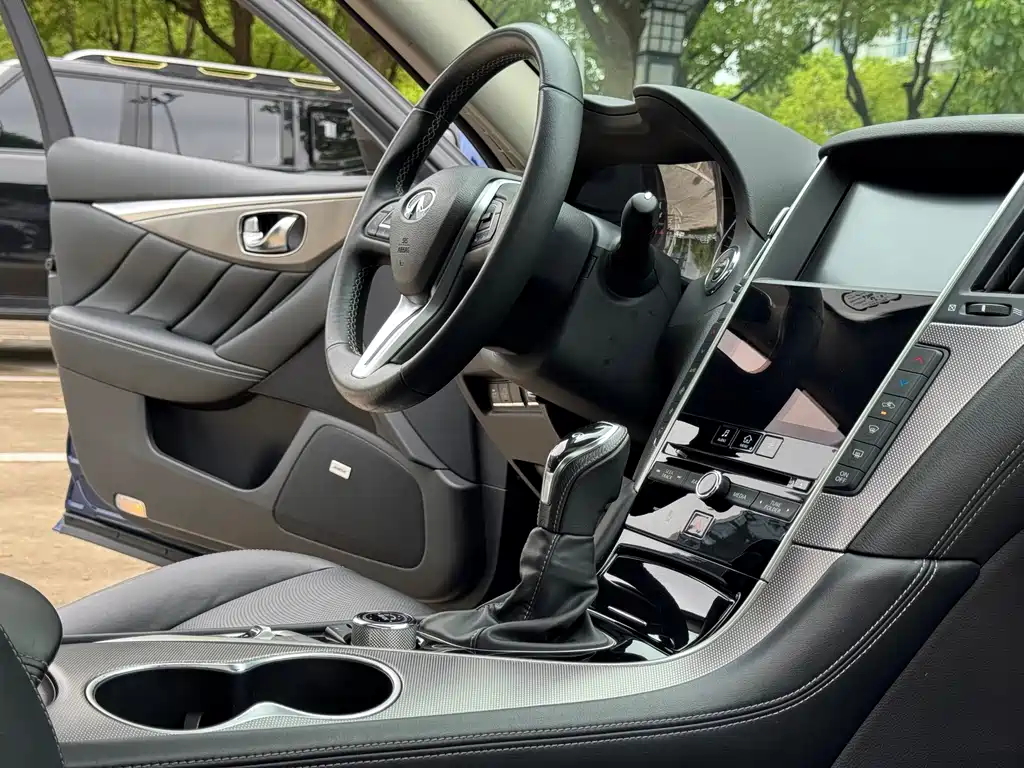 Infiniti Q50L — миниатюра 20