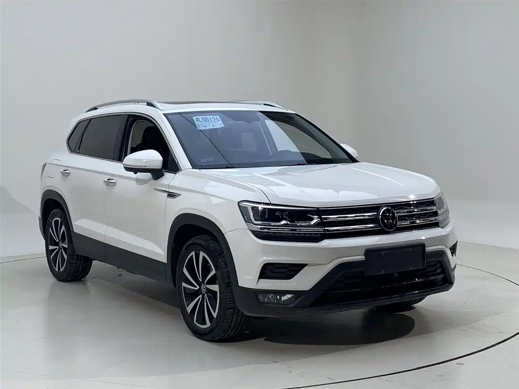 Volkswagen Tharu 2022 280TSI Luxury