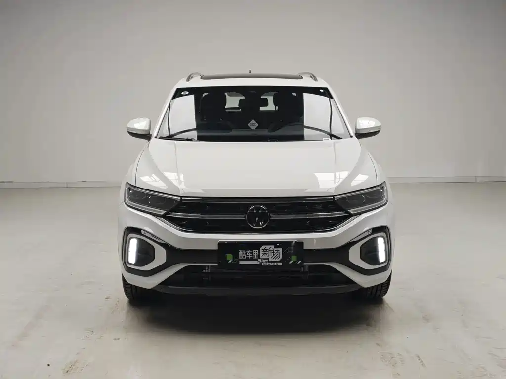 Volkswagen T-Roc — миниатюра 2