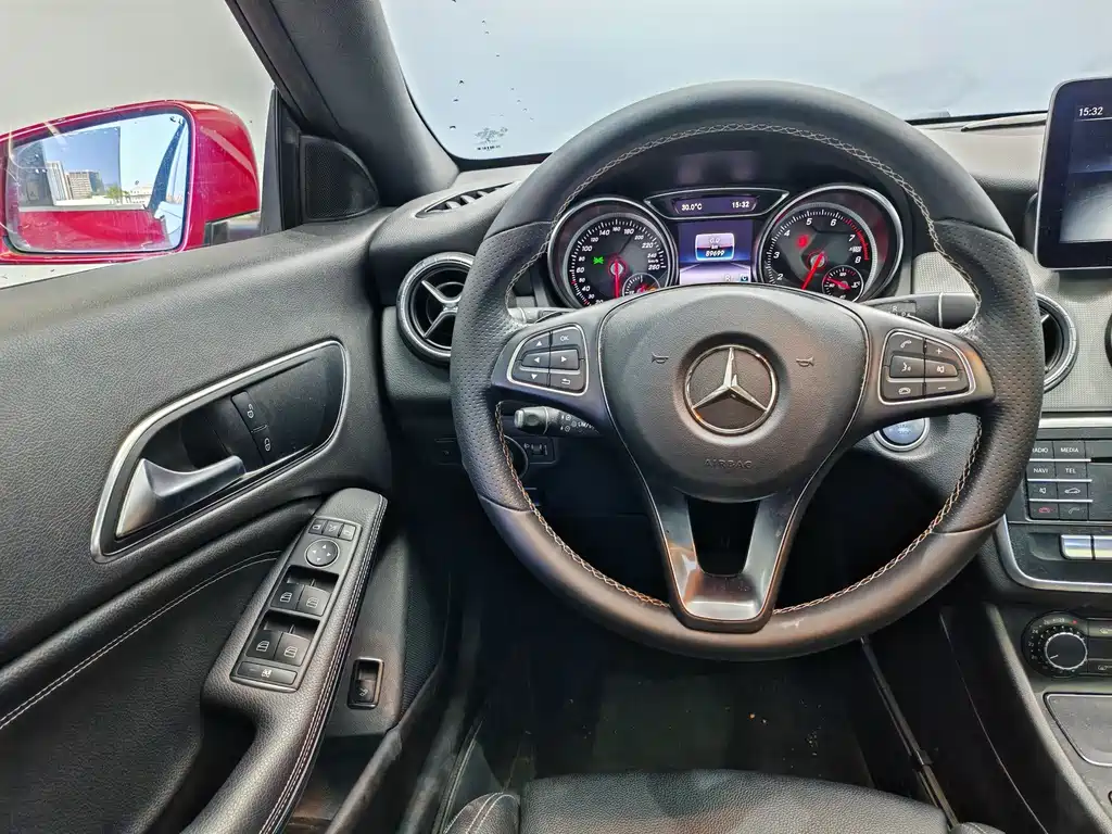 Mercedes-Benz CLA (Import) — миниатюра 9