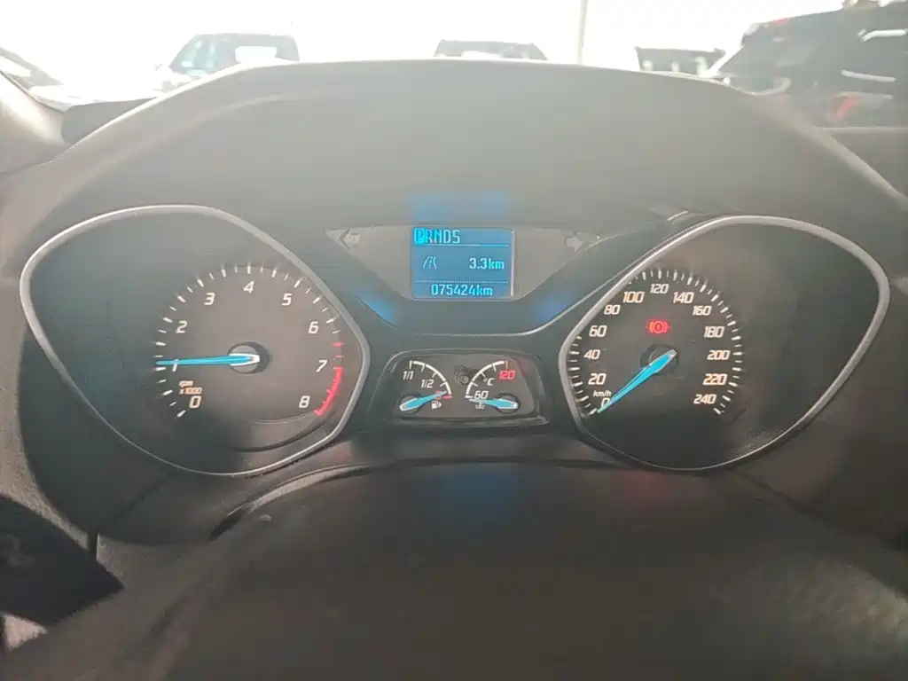 Ford Focus — миниатюра 12