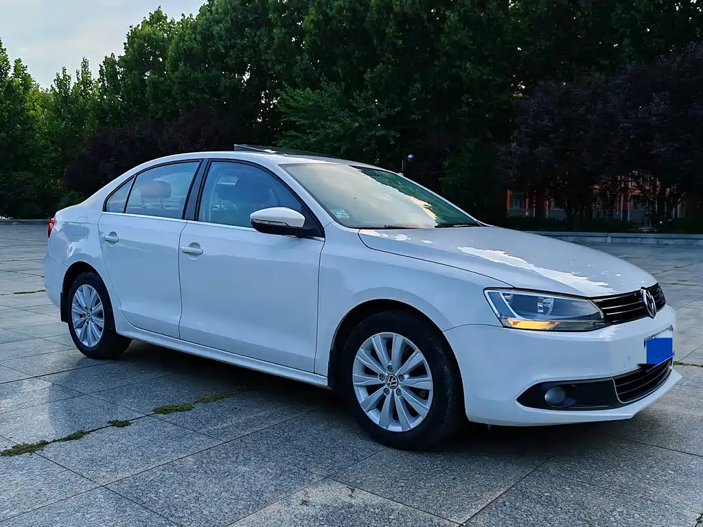 Volkswagen Sagitar — миниатюра 7