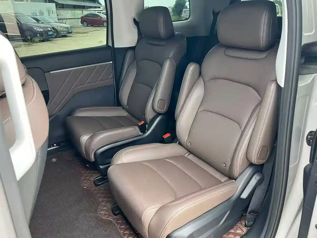 Wuling Звездный свет 730 Новая энергия — миниатюра 5