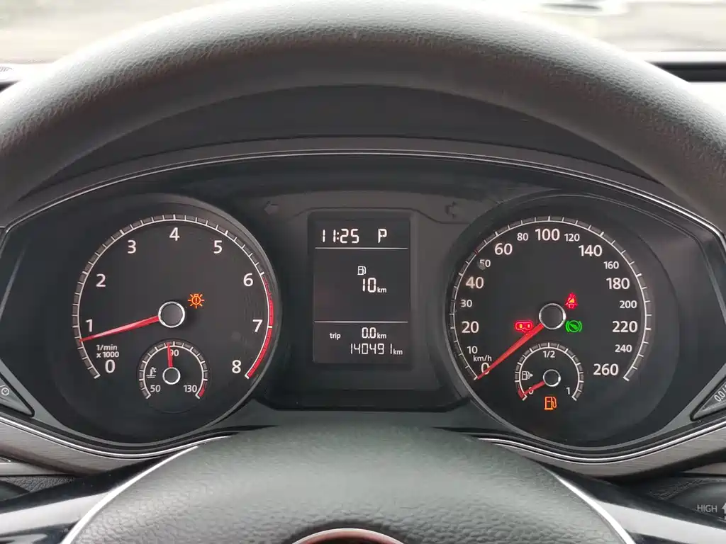Volkswagen Passat 330TSI DSG Honorable Edition, фото 5