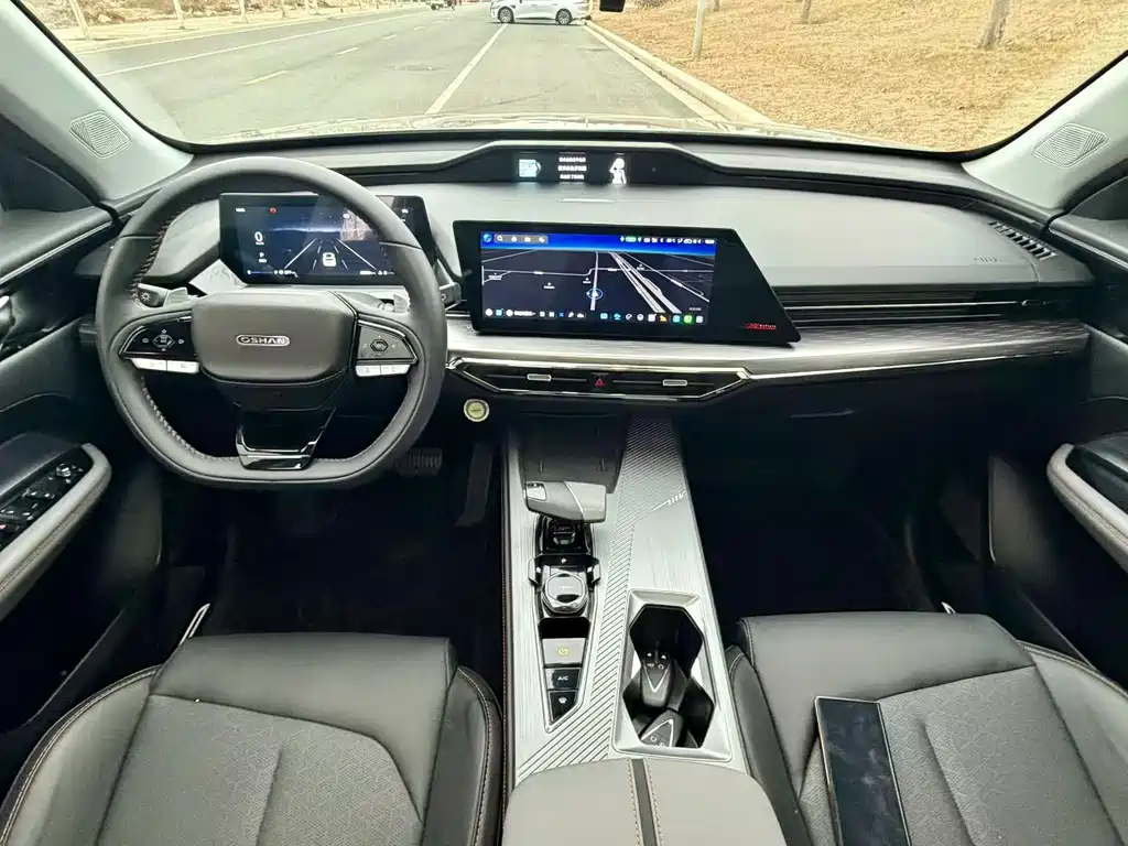 CHANGAN CHANGAN AUCHAN Z6