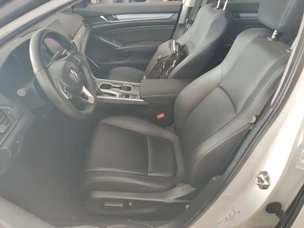 Honda Accord — миниатюра 15