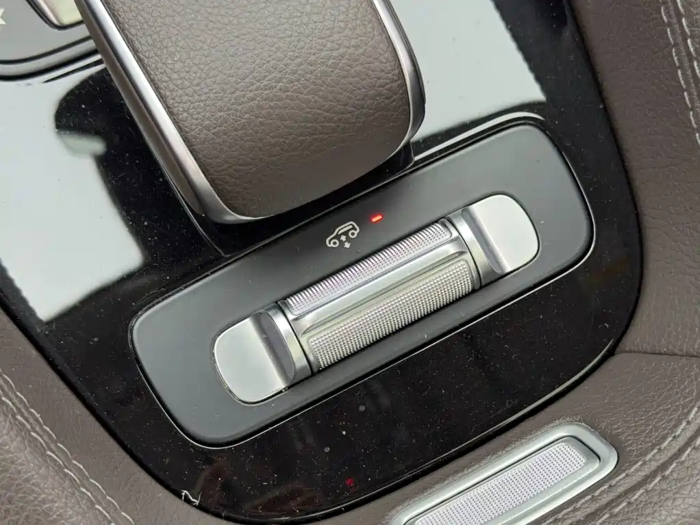 Mercedes-Benz GLS — миниатюра 15