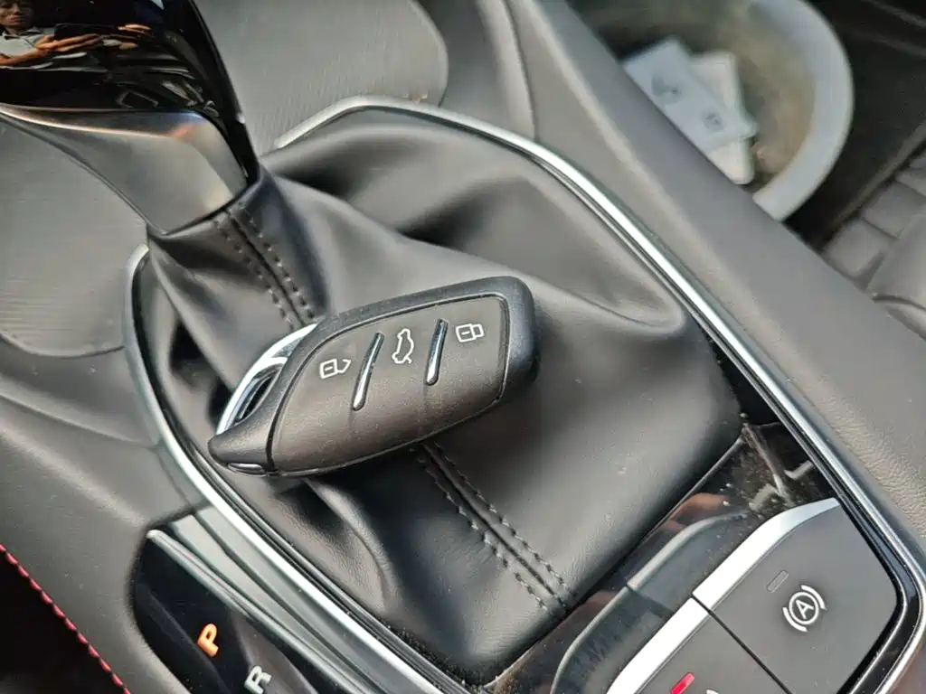 MG MG5 — миниатюра 9