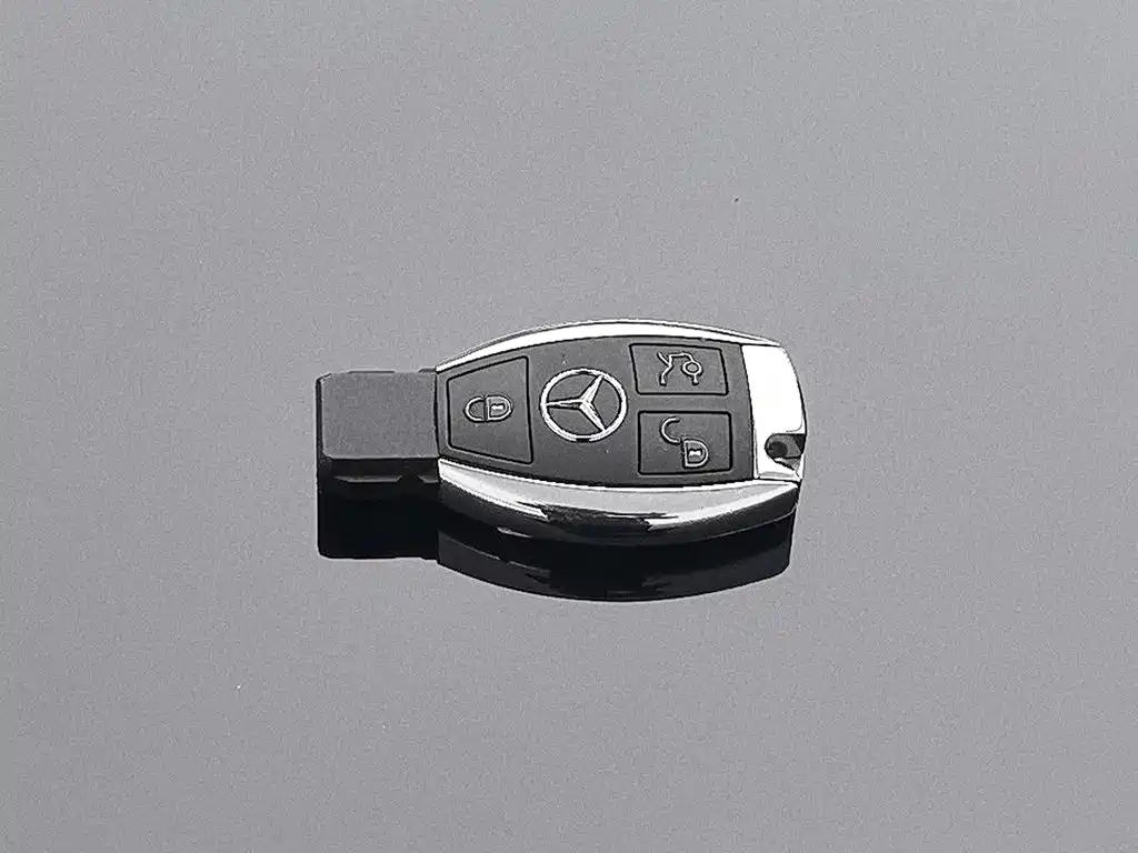 Mercedes-Benz S-Class — миниатюра 19