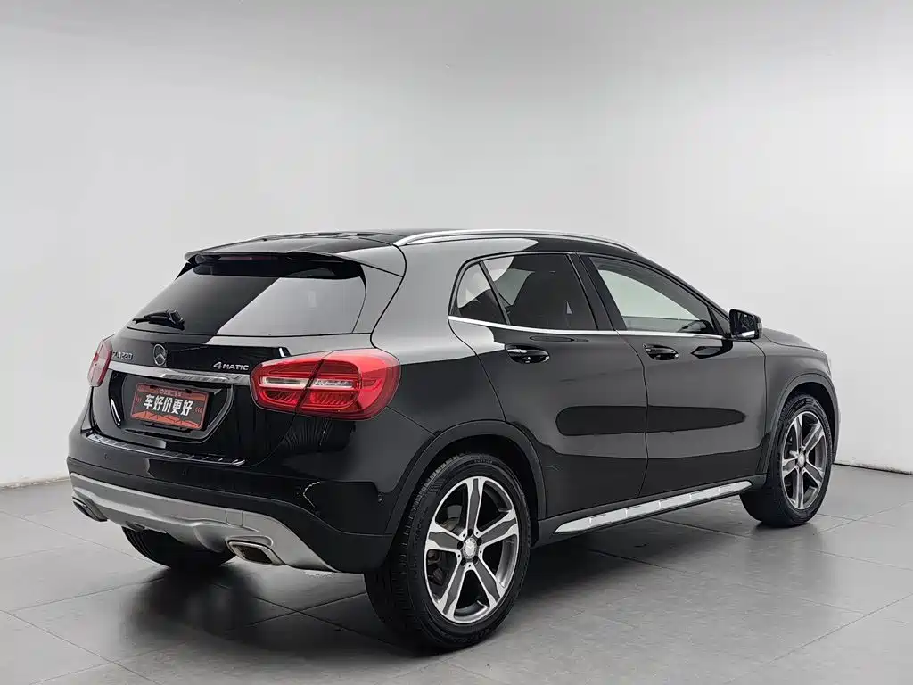 Mercedes-Benz GLA — миниатюра 2