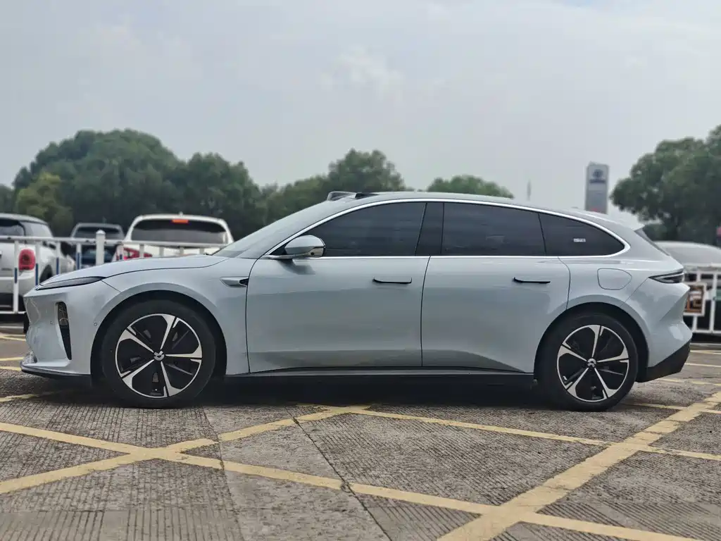 NIO ET5T — миниатюра 3