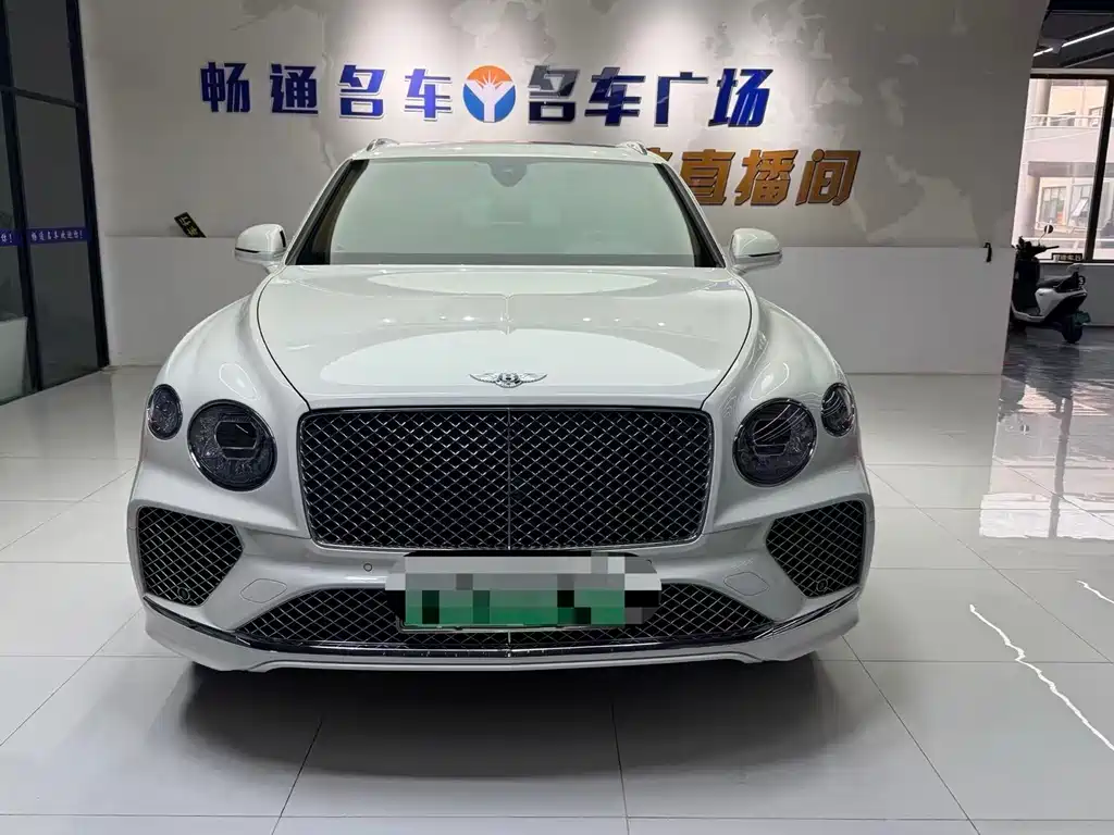 Bentley Bentayga PHEV 2021