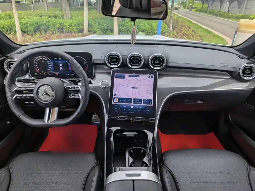 Mercedes-Benz C-Class — миниатюра 14