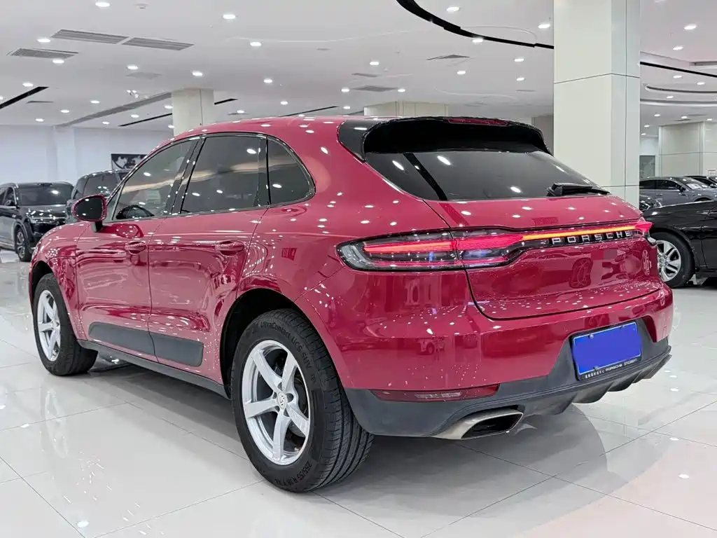 Porsche Macan — миниатюра 15
