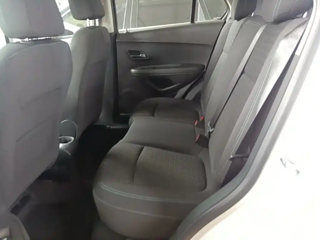 Chevrolet Trax — миниатюра 17