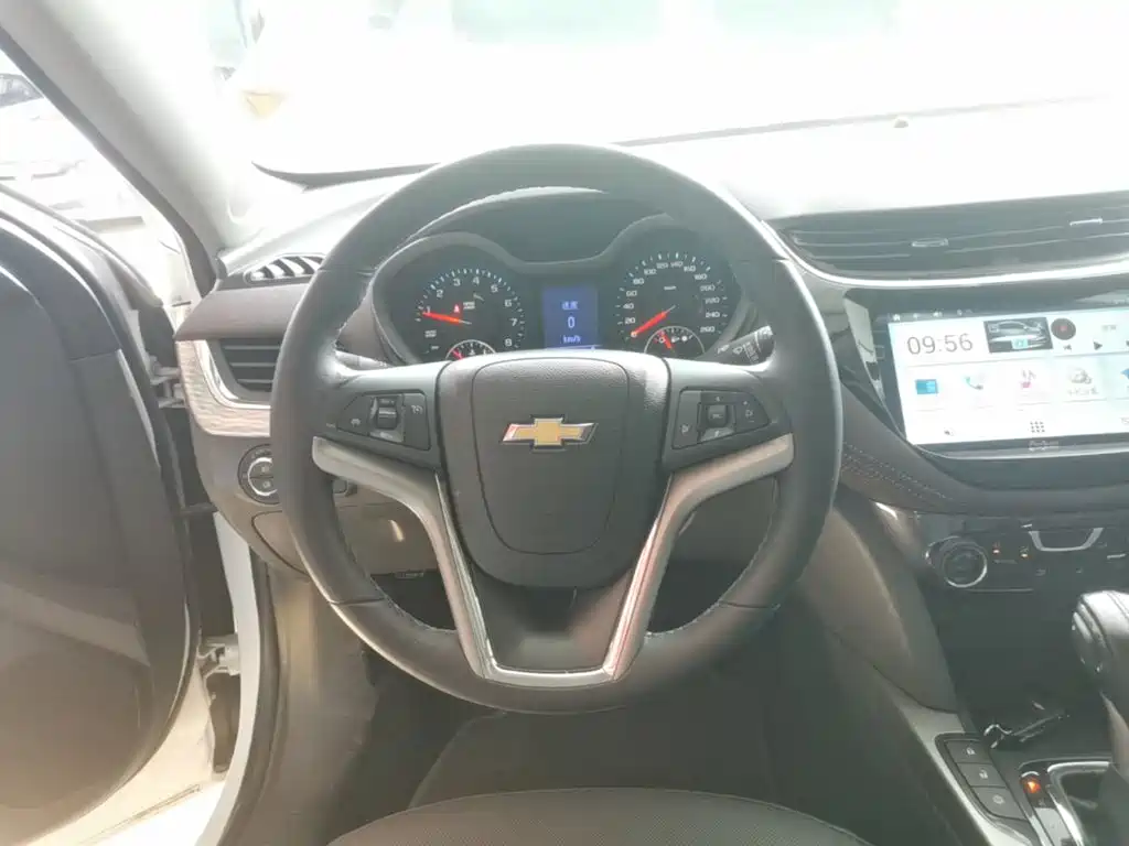 Chevrolet Malibu — миниатюра 11