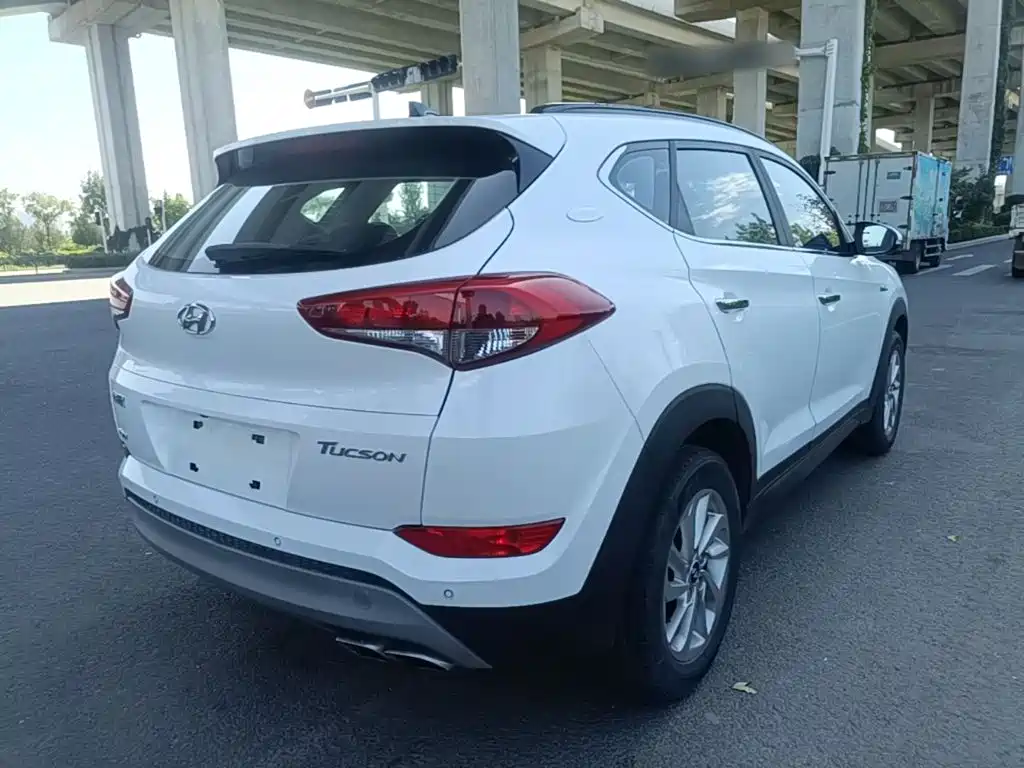Hyundai Tucson — миниатюра 7