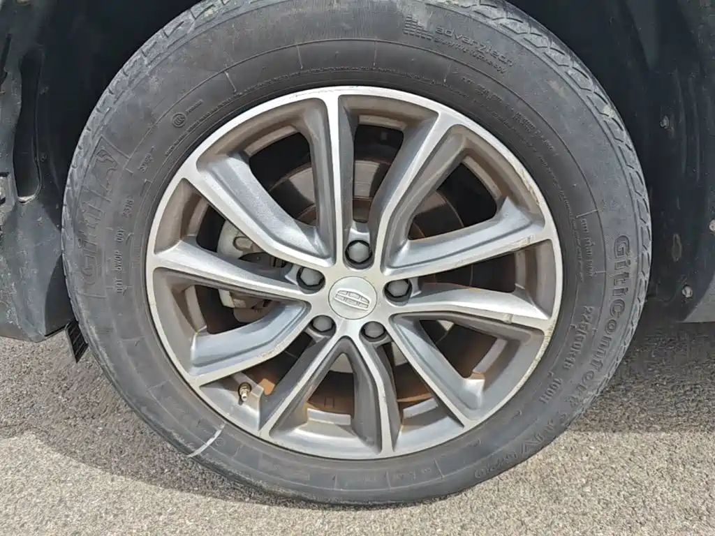 Geely Boyue — миниатюра 23