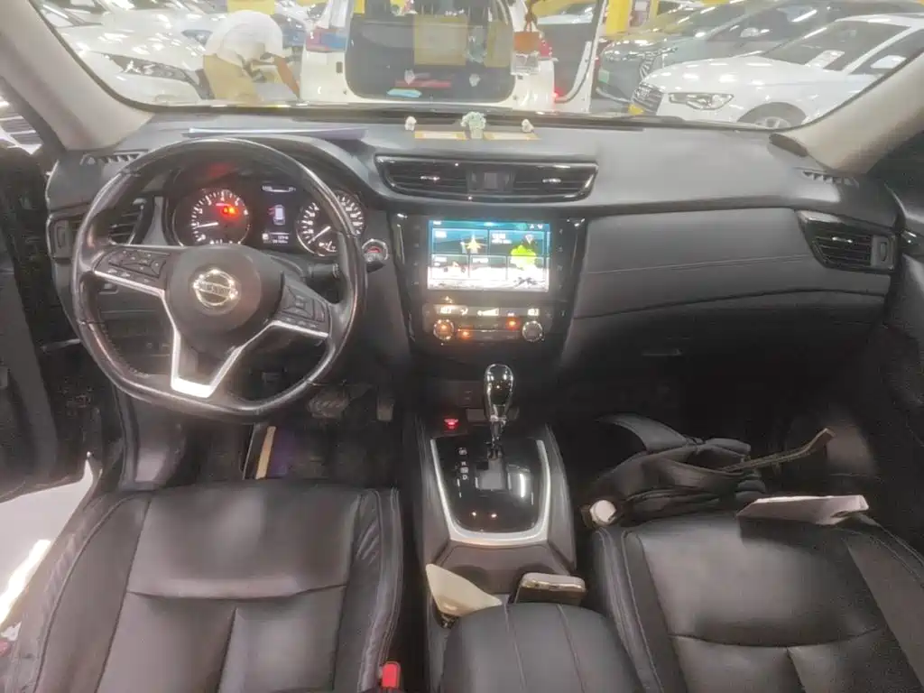Nissan X-Trail — миниатюра 10