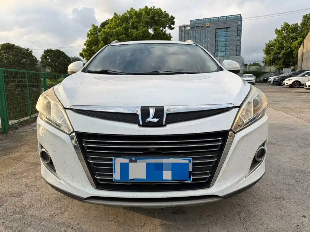 Luxgen U6 — миниатюра 2