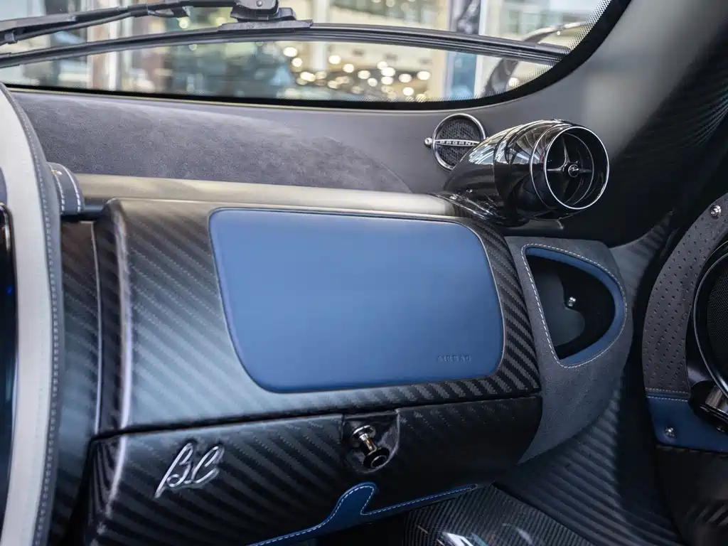 Pagani Huayra — миниатюра 22