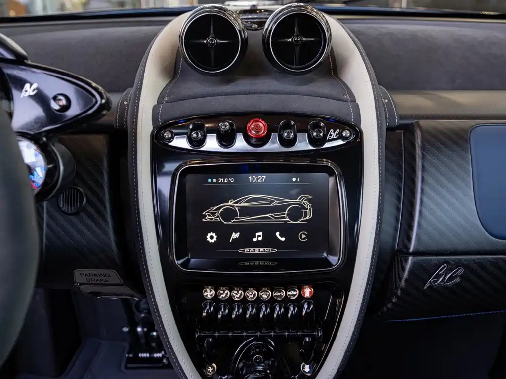 Pagani Huayra — миниатюра 24