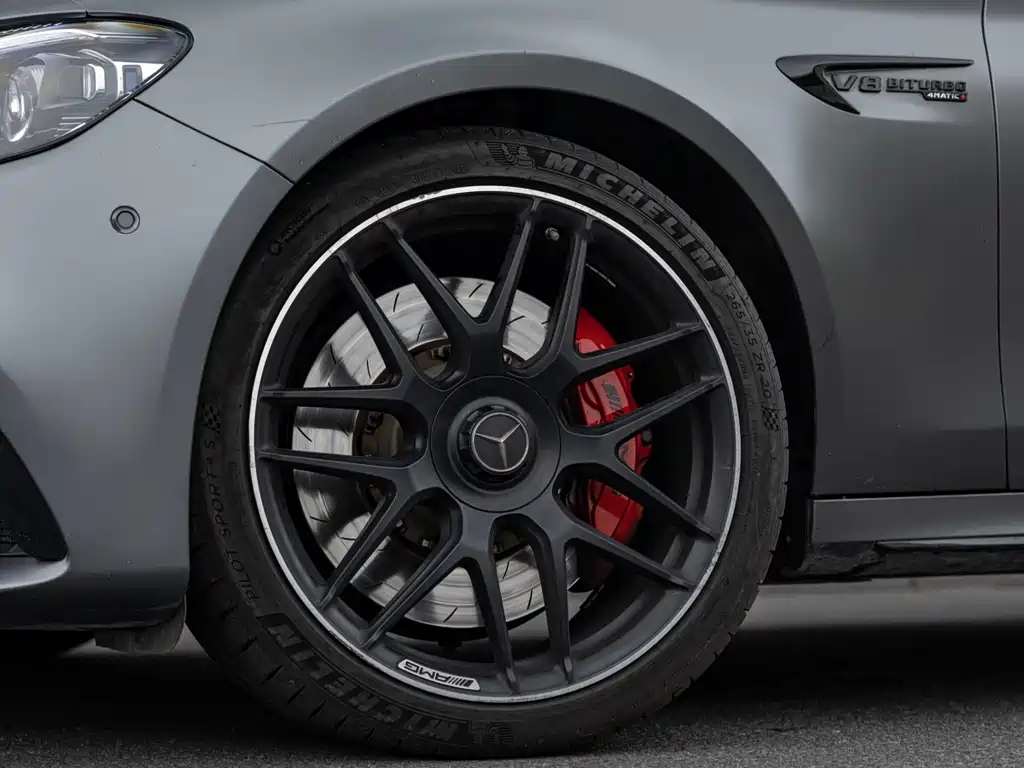 MERCEDES-BENZ E CLASS AMG