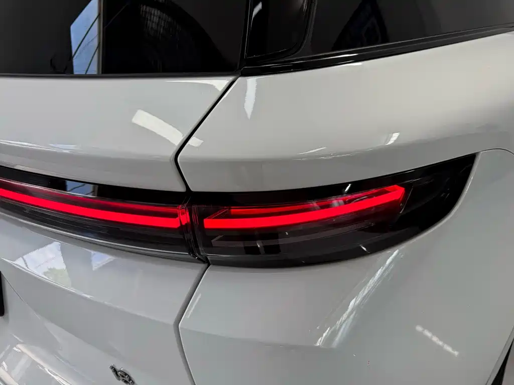 Li Auto Li i8 — миниатюра 21