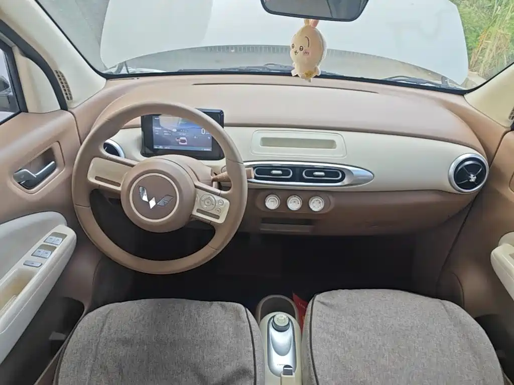 Wuling MINIEV — миниатюра 10