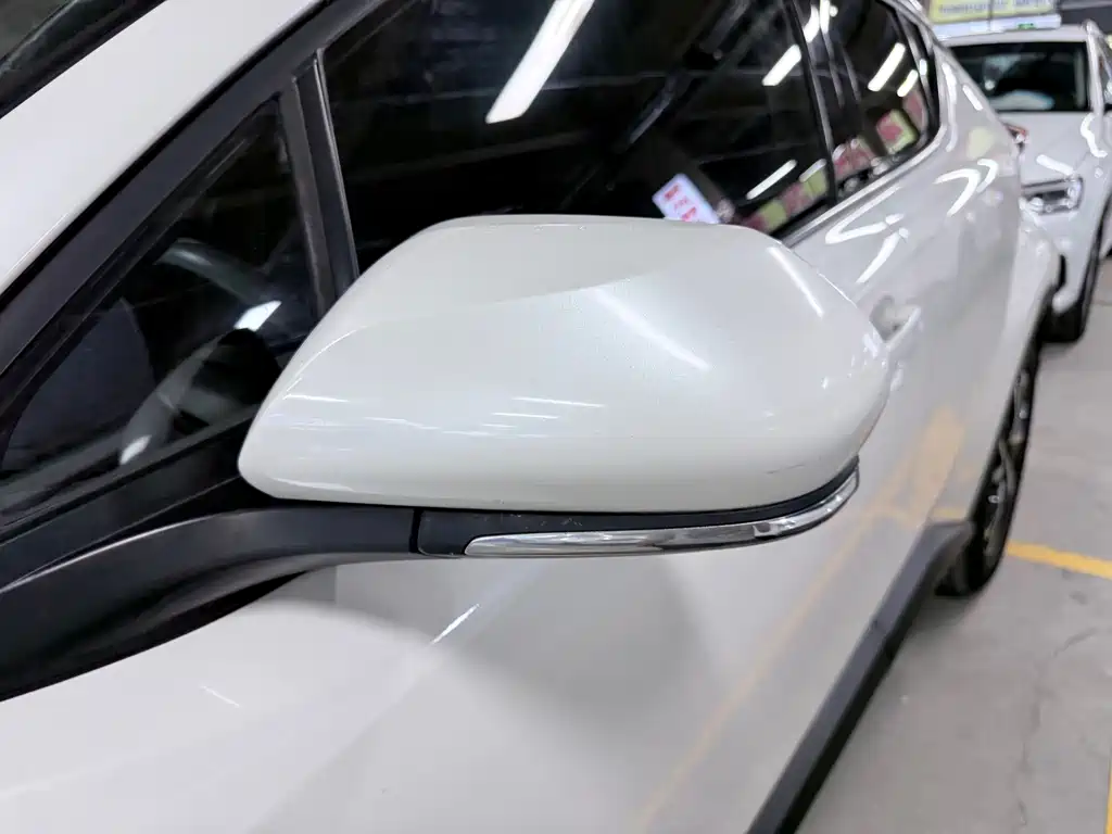 Toyota C-HR — миниатюра 7