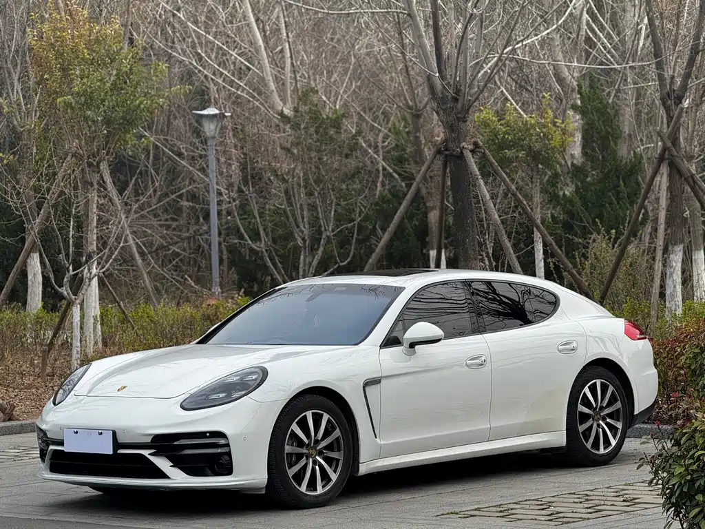 Porsche Panamera 2015