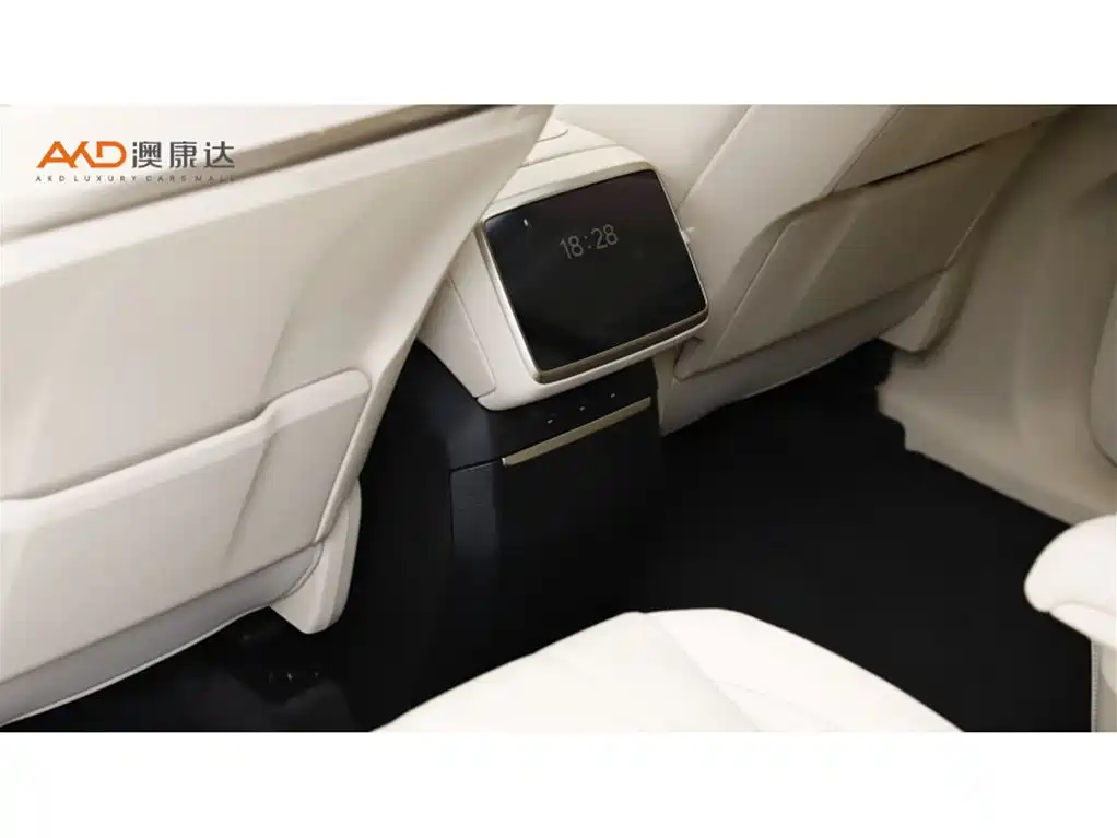 Onvo L90 2026 Max+ мест