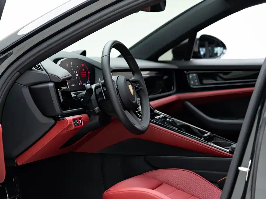 Porsche Panamera — миниатюра 9