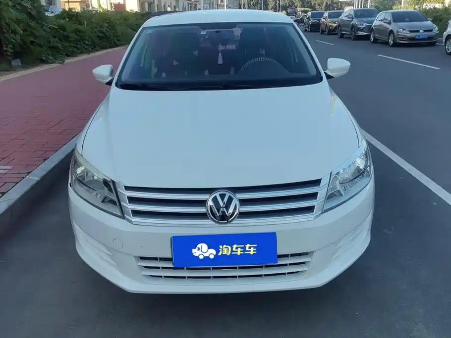 Volkswagen Santana — миниатюра 2