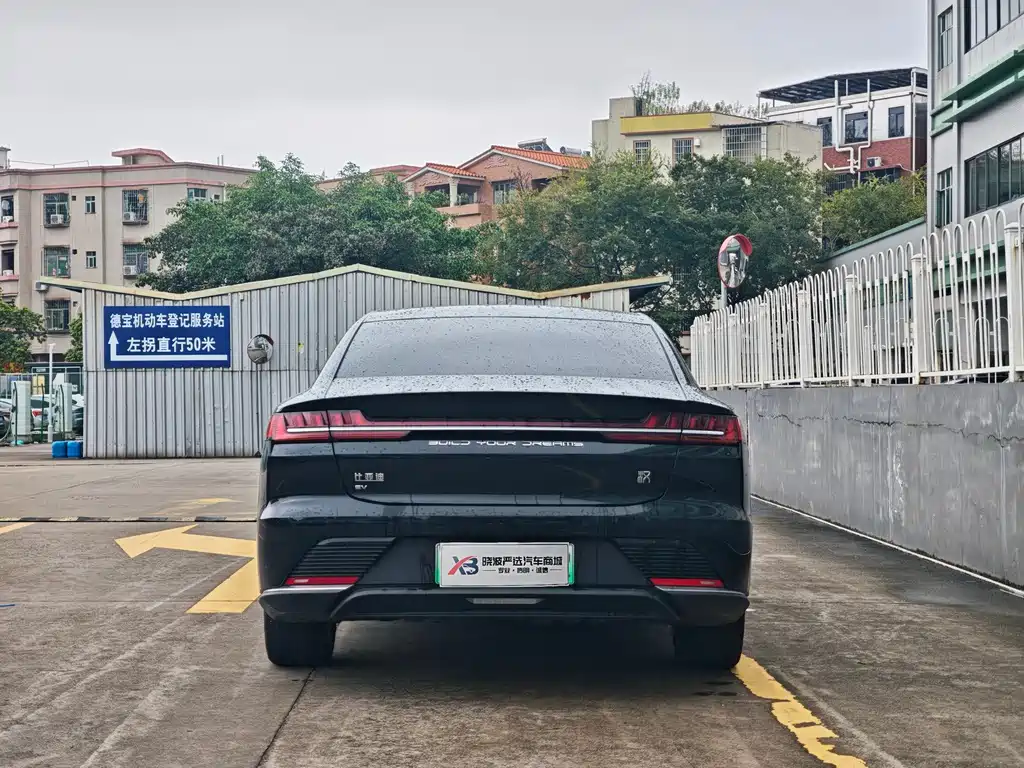 BYD Han — миниатюра 5