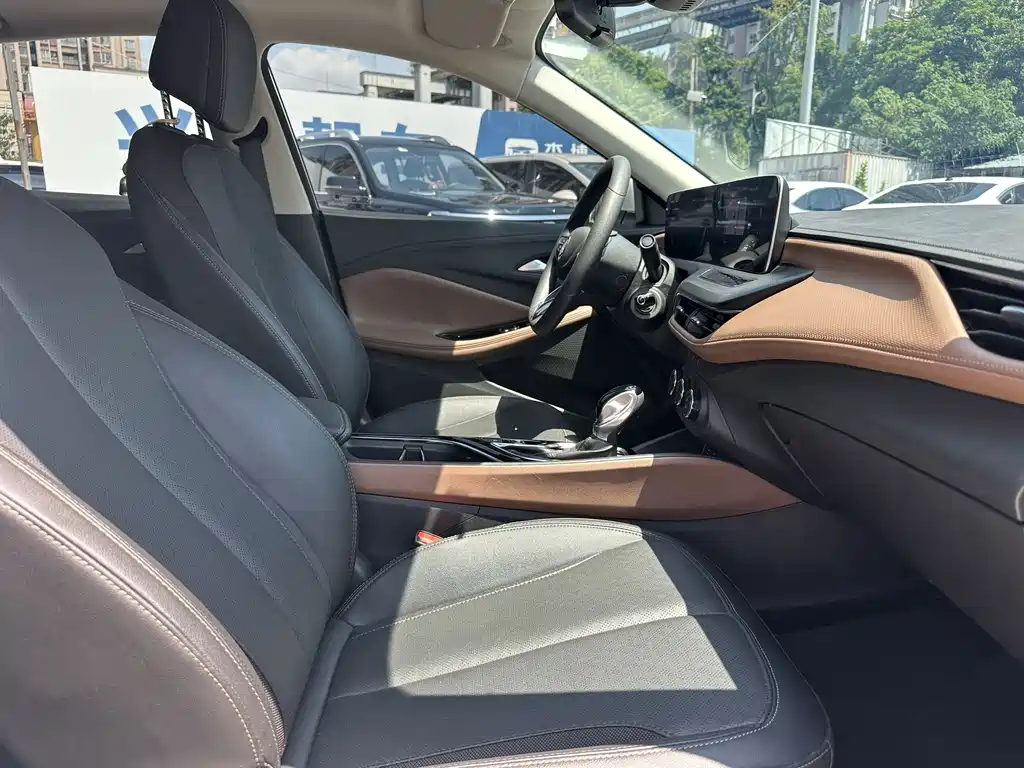 Buick Verano — миниатюра 11