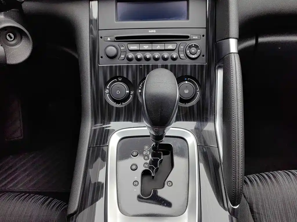 Peugeot 3008 — миниатюра 13