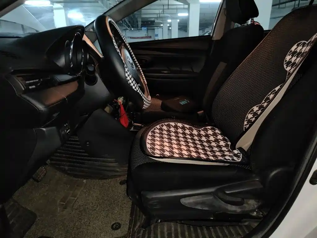 Toyota Vios FS — миниатюра 8