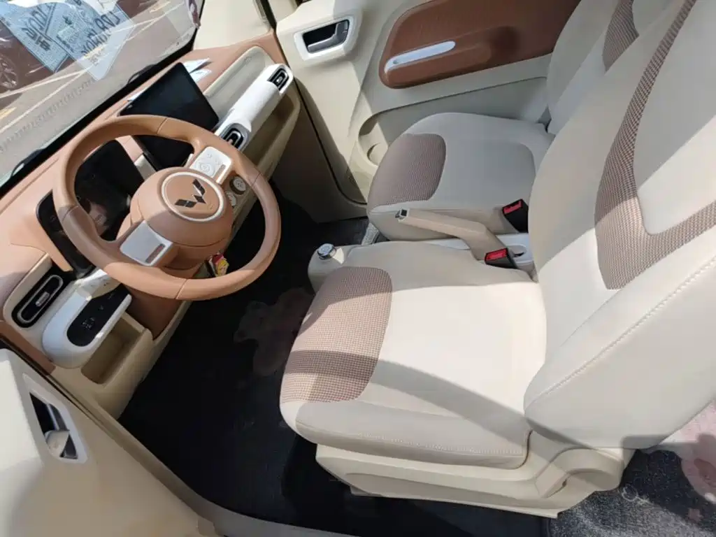 Wuling MINIEV — миниатюра 15