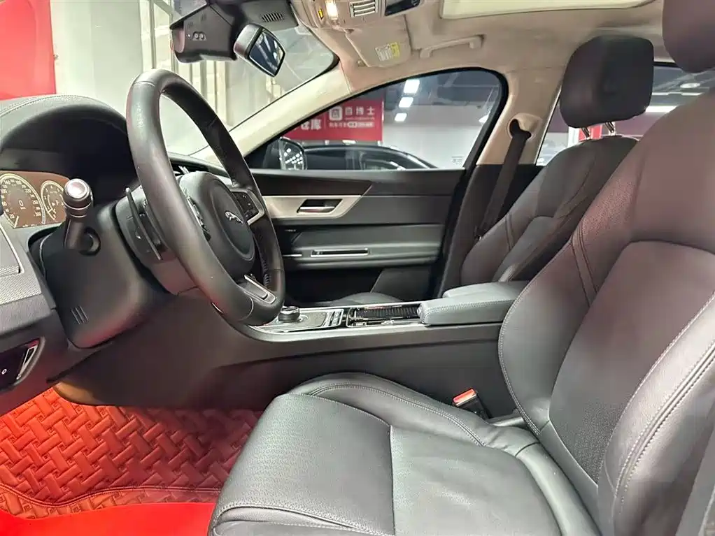 Jaguar XFL 2018 XFL 2.0T 250PS Premium