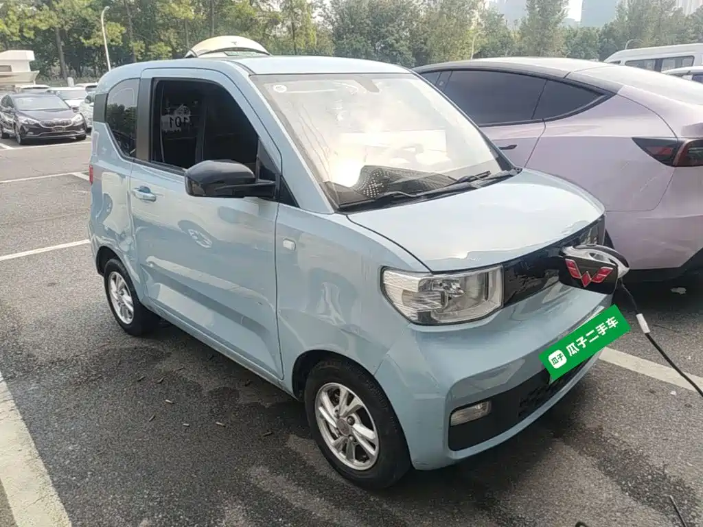 Wuling MINIEV — миниатюра 4