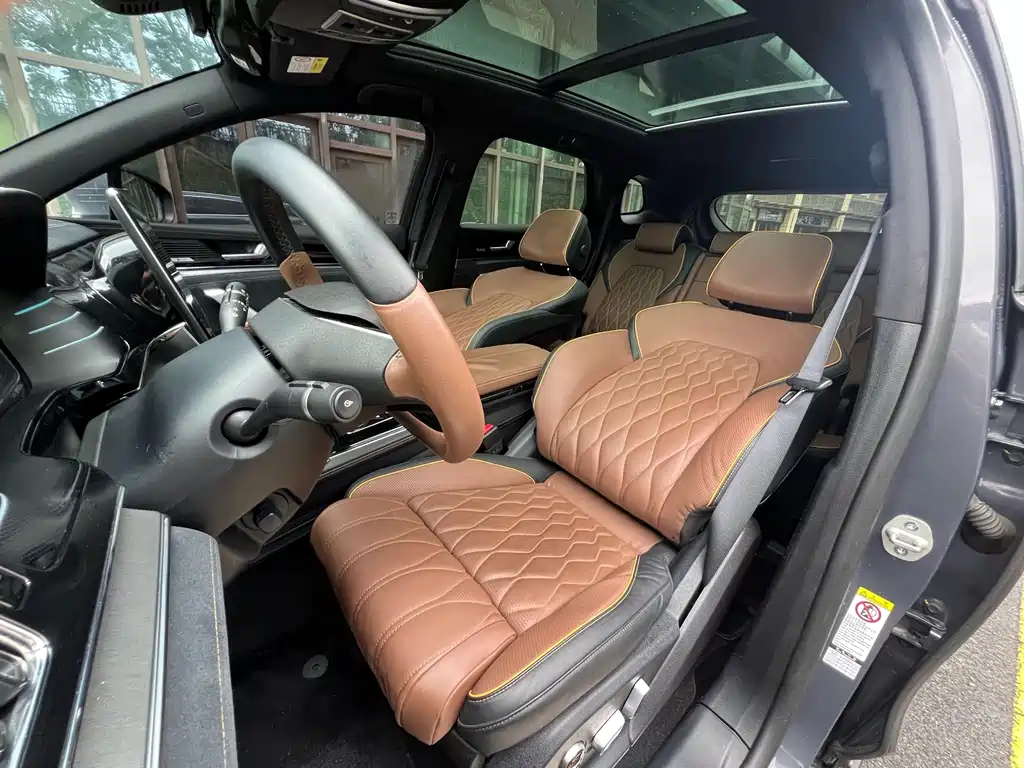 BYD Tang New Energy — миниатюра 17