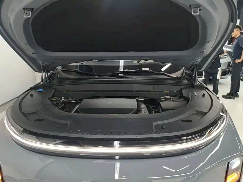 Li Auto Li L7 — миниатюра 20