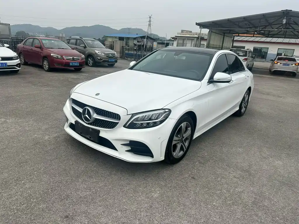 Mercedes-Benz C-Class 2020