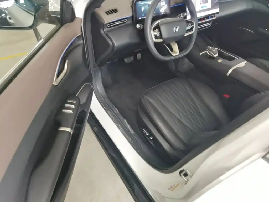 Changan Eado — миниатюра 16