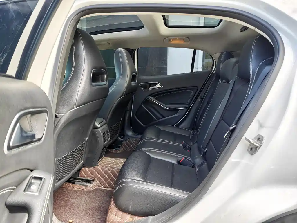 Mercedes-Benz GLA — миниатюра 25